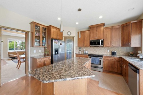 106 Panatella Crescent Nw, Calgary, AB 