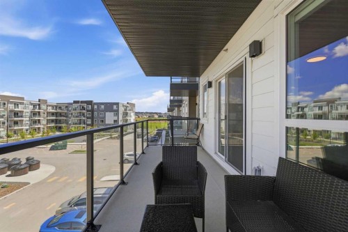 3304-33 Carringham Gate Nw, Calgary, AB 