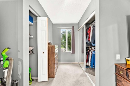 7312 + 7314 36 Avenue Nw, Calgary, AB 