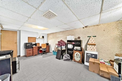 7312 + 7314 36 Avenue Nw, Calgary, AB 