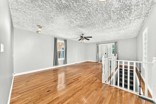 7312 + 7314 36 Avenue Nw, Calgary, AB 
