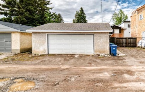 7312 + 7314 36 Avenue Nw, Calgary, AB 