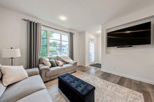163 Highview Gate Se, Airdrie, AB 