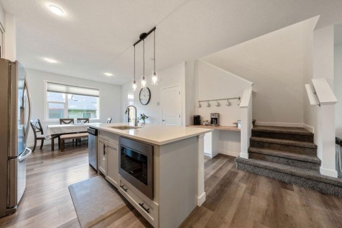 163 Highview Gate Se, Airdrie, AB 