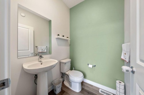 163 Highview Gate Se, Airdrie, AB 