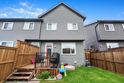163 Highview Gate Se, Airdrie, AB 