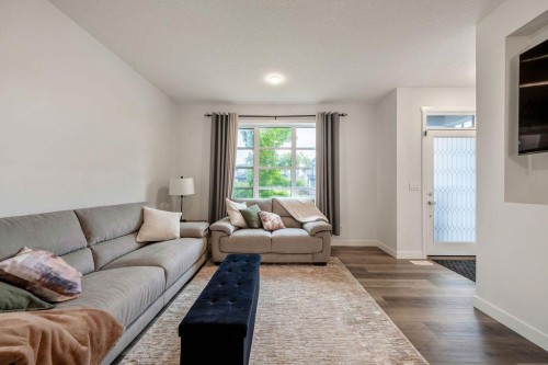 163 Highview Gate Se, Airdrie, AB 