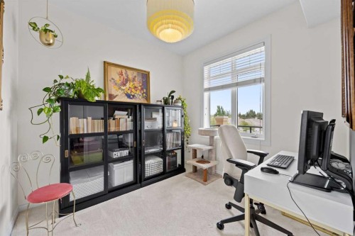 301-2121 98 Avenue Sw, Calgary, AB - Indoor Photo Showing Office