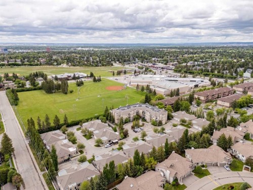 301-2121 98 Avenue Sw, Calgary, AB - Outdoor With View