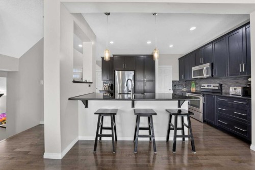 665 Copperpond Boulevard Se, Calgary, AB 