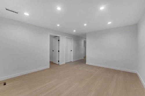 3410 30A Avenue Se, Calgary, AB 