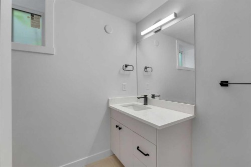 3410 30A Avenue Se, Calgary, AB 