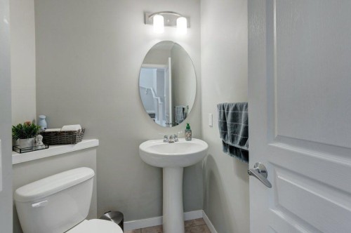 80 Auburn Crest Lane Se, Calgary, AB 