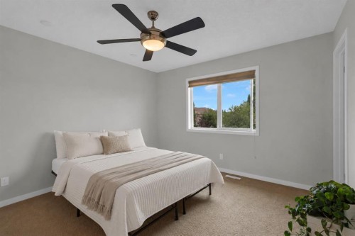 80 Auburn Crest Lane Se, Calgary, AB 