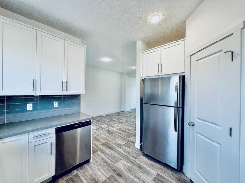 189 Carringvue Way Nw, Calgary, AB 