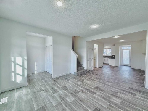 189 Carringvue Way Nw, Calgary, AB 
