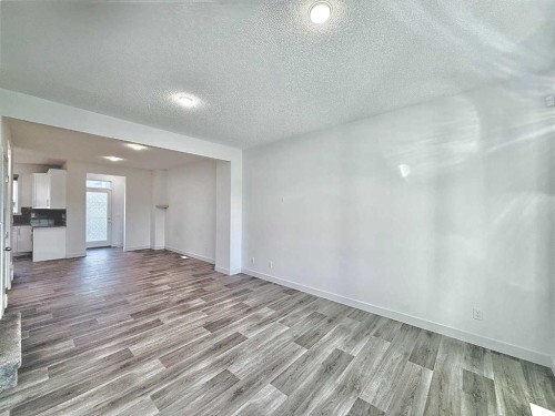 189 Carringvue Way Nw, Calgary, AB 