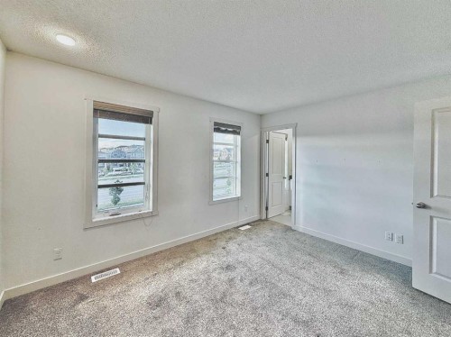 189 Carringvue Way Nw, Calgary, AB 