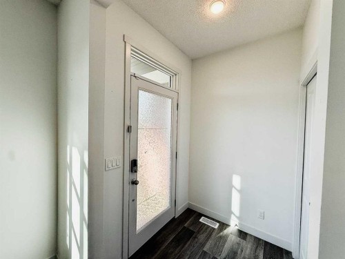 189 Carringvue Way Nw, Calgary, AB 