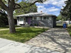 639 Thornhill Drive NW Calgary, AB T2K 2R9