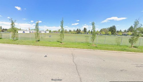 639 Thornhill Drive Nw, Calgary, AB 