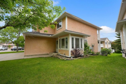 125-388 Sandarac Drive NW Calgary, AB T3K 4E3