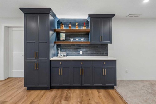 5020 47A Avenue, Sylvan Lake, AB - Indoor