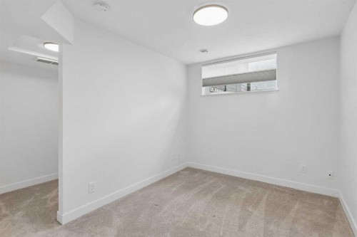 5020 47A Avenue, Sylvan Lake, AB - Indoor Photo Showing Other Room
