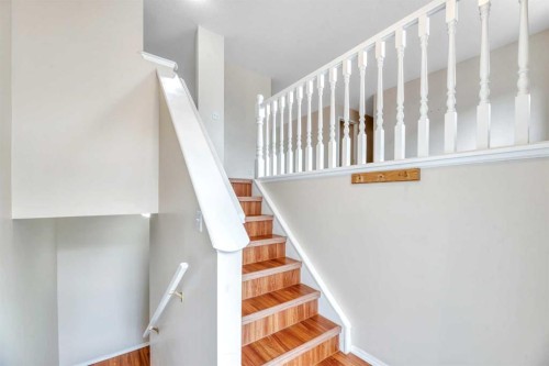 1-15 Rocky Ridge Gate Nw, Calgary, AB 