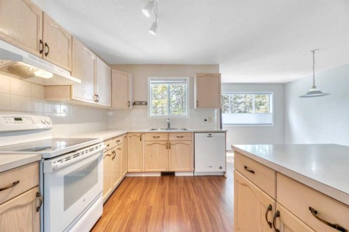 1-15 Rocky Ridge Gate Nw, Calgary, AB 