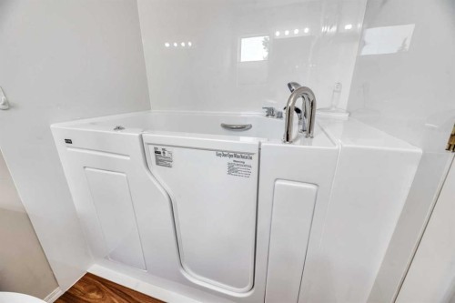 1-15 Rocky Ridge Gate Nw, Calgary, AB 
