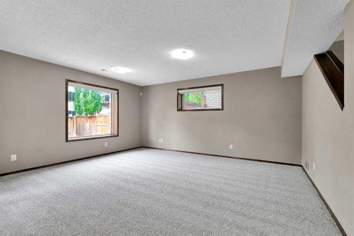27 Pantego Close Nw, Calgary, AB 