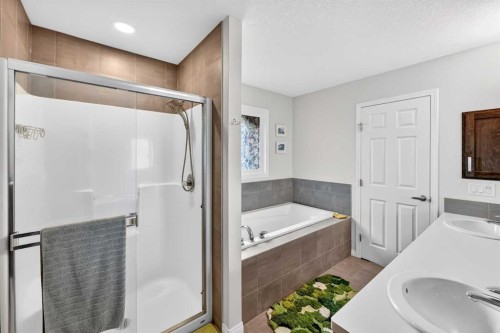 51 Buckskin Way, Cochrane, AB 