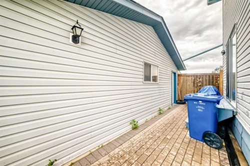 98 Country Hills Heights Nw, Calgary, AB 