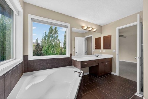 162 Cranwell Square Se, Calgary, AB 