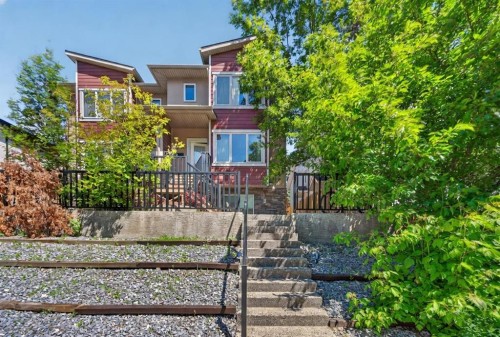 2-530 56 Avenue Sw, Calgary, AB 
