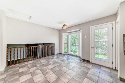 55 Woodstock Way Sw, Calgary, AB 