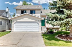 55 Woodstock Way SW Calgary, AB T2W 5X3