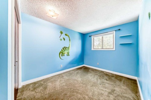 55 Woodstock Way Sw, Calgary, AB 