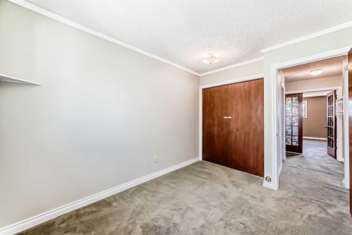 55 Woodstock Way Sw, Calgary, AB 