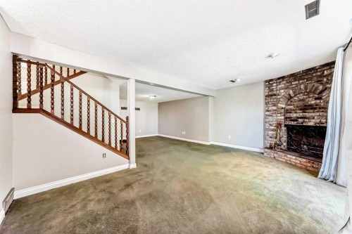 55 Woodstock Way Sw, Calgary, AB 