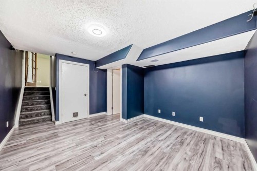 55 Woodstock Way Sw, Calgary, AB 