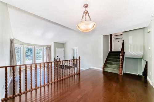 55 Woodstock Way Sw, Calgary, AB 
