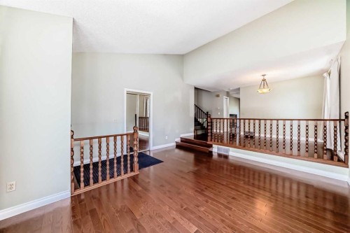 55 Woodstock Way Sw, Calgary, AB 