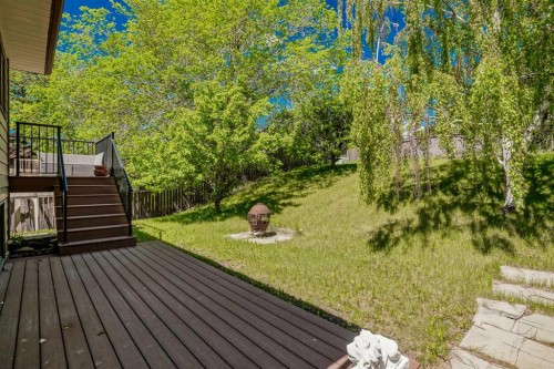 76 Ranchridge Drive Nw, Calgary, AB 