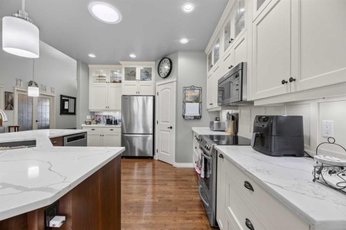 5946 Park Meadows Crescent, Olds, AB 