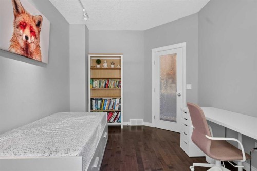 631 51 Avenue Sw, Calgary, AB 