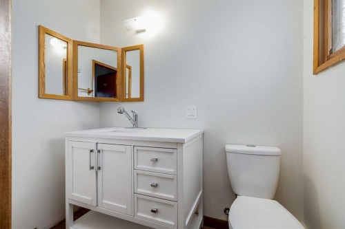 513 Memorial Avenue, Vulcan, AB 