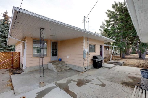 513 Memorial Avenue, Vulcan, AB 