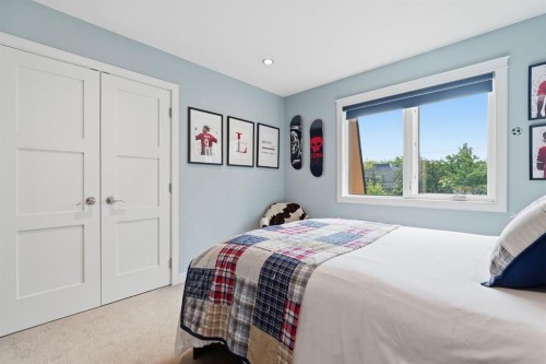 2409 Westmount Road Nw, Calgary, AB 